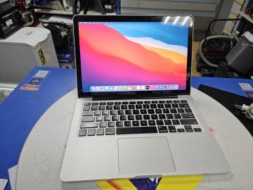 01-200150581: Apple Macbook Pro a1502/ core i5 2,6ghz/ ram8gb/ ssd128gb/ retina/ intel iris