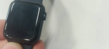 01-200185012: Apple watch se 2 gps 40mm aluminum case with sport