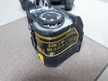 01-200199165: Dewalt dw 088 cg