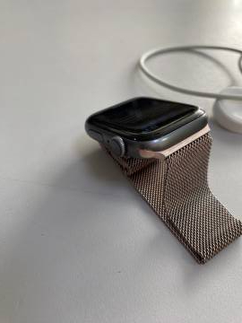 01-200226241: Apple watch series 4 44mm aluminum case