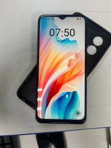 01-200274910: Oppo a18 4/128gb