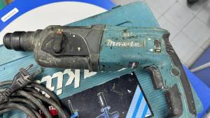 01-200289114: Makita hr2470