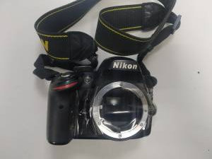 01-200111768: Nikon d3200 body