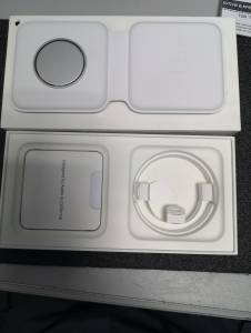 01-200121801: Apple magsafe duo charger
