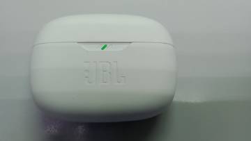 01-200251113: Jbl wave beam