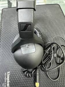 01-200289135: Sennheiser hd 300 pro