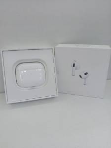 01-200243796: Apple airpods 3rd generation