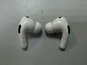 01-200152464: Apple airpods pro 2nd generation with magsafe charging case usb-c