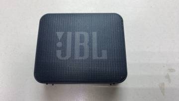 01-200207478: Jbl go essential