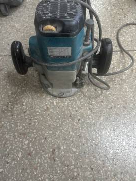 01-200208467: Makita 3612c