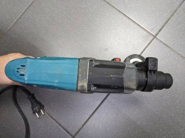 01-200184904: Makita hr2470