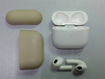 01-200267905: Apple airpods 3rd generation