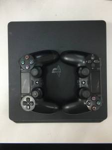 01-200233759: Sony playstation 4 slim 1tb