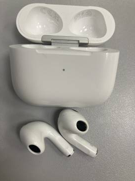 01-200302289: Apple airpods 3rd generation