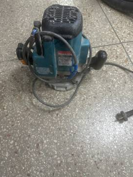 01-200208467: Makita 3612c