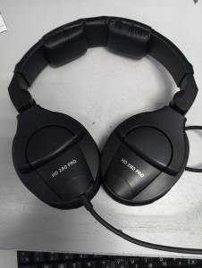 01-200223996: Sennheiser hd 280 pro