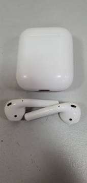 01-200239244: Apple airpods 2nd generation with charging case