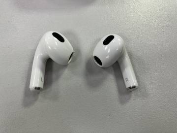 01-200260250: Apple airpods 3rd generation