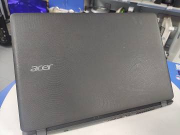 01-200014520: Acer єкр. 15,6/ amd a4 7210 1,8ghz/ ram4gb/ hdd500gb/video amd r3