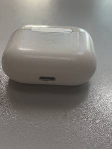 01-200190592: Apple airpods 3rd generation