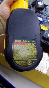 01-200293477: Dewalt dc 385