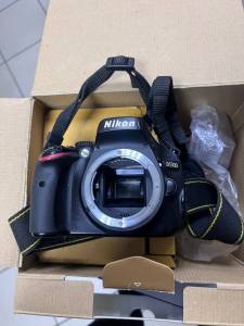 01-200143617: Nikon d5100 body