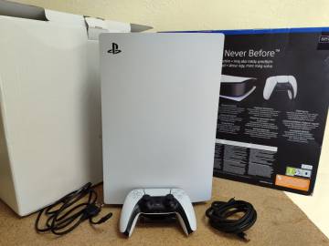 01-200212695: Sony playstation 5 digital edition 825gb