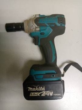 01-200256780: Makita dtw285 с подсветкой