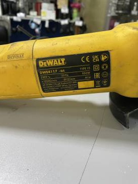 01-200262571: Dewalt dwe4117