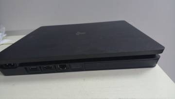 01-200311491: Sony playstation 4 slim 500gb