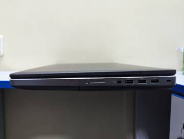 01-200245939: Dell екр 17,3&#34;/ core i7 7820hq 2,9ghz/ ram32gb/ ssd512gb/ nvidia quadro m2200