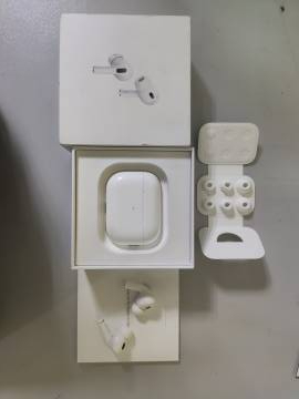 01-200262532: Apple airpods pro 2nd generation with magsafe charging case usb-c