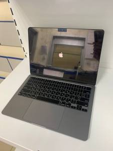 01-200301162: Apple macbook air a2681 13,6&#34; m2 8 core gpu /ram8gb/ssd256gb