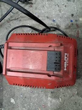 01-200311748: Hilti te 4-a22+ag 125-a22+sfc 22-a + 3акб + зп