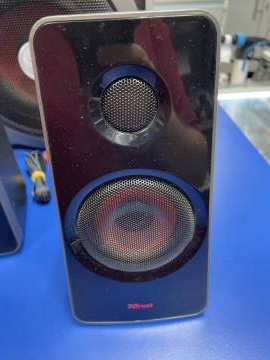 01-200129343: Trust gxt 38 2.1 subwoofer speaker set
