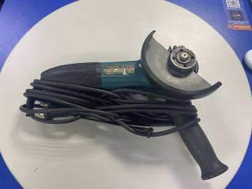 01-200225335: Makita ga5030