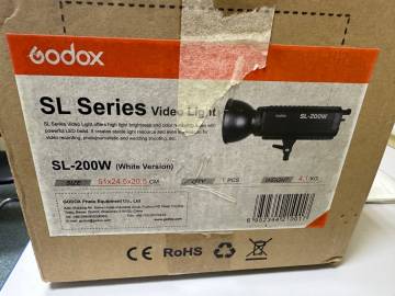 01-200260116: Godox sl-200w