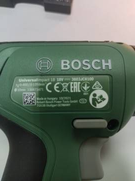 01-19321582: Bosch universalimpact 18
