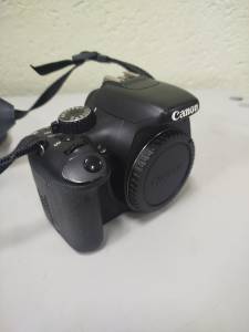 01-200248422: Canon eos 550d body