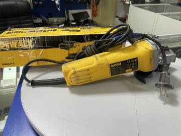 01-200262571: Dewalt dwe4117