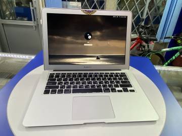 01-200241828: Apple macbook air a1466 2017 13,3&#34; core i5 1,8ghz/ram8gb/ssd128gb/intel hd graphics 6000