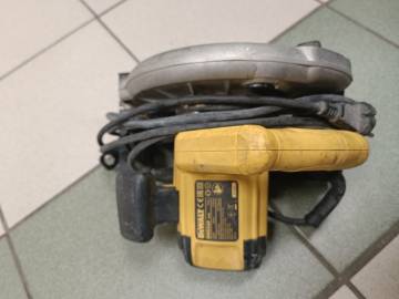 01-200265226: Dewalt dwe560