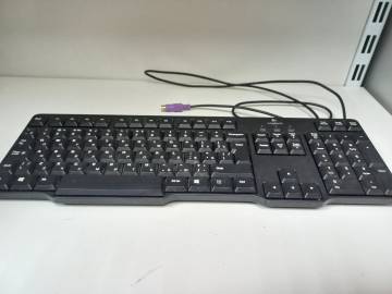 01-200304555: Logitech k100