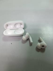 01-200045727: Apple airpods pro 2nd generation