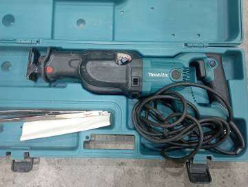 01-200220667: Makita jr 3060t