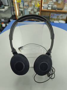 01-200250811: Sennheiser hd 221