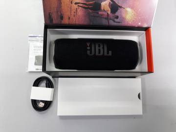 01-200291784: Jbl flip 6