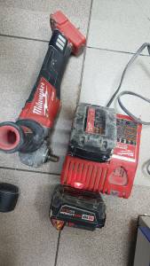 01-200305585: Milwaukee m18 fsag125x-0