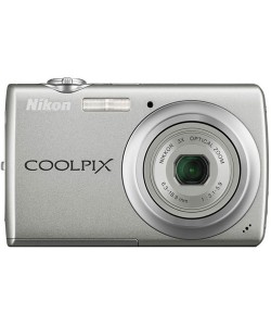Nikon coolpix s220