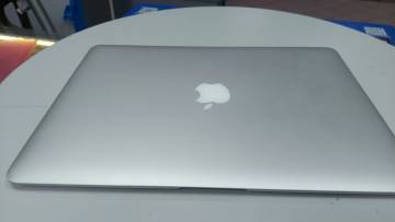 01-200180795: Apple macbook air a1466 13,3&#34; core i5 1.4 ghz/ram4gb/ssd128gb/intel hd graphics 5000